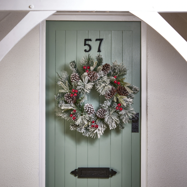 Picture of 60cm Rattan Wreath with Berries