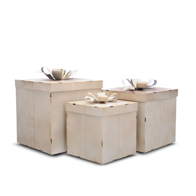 Picture of Set of 3 Metal Cream Christmas Boxes